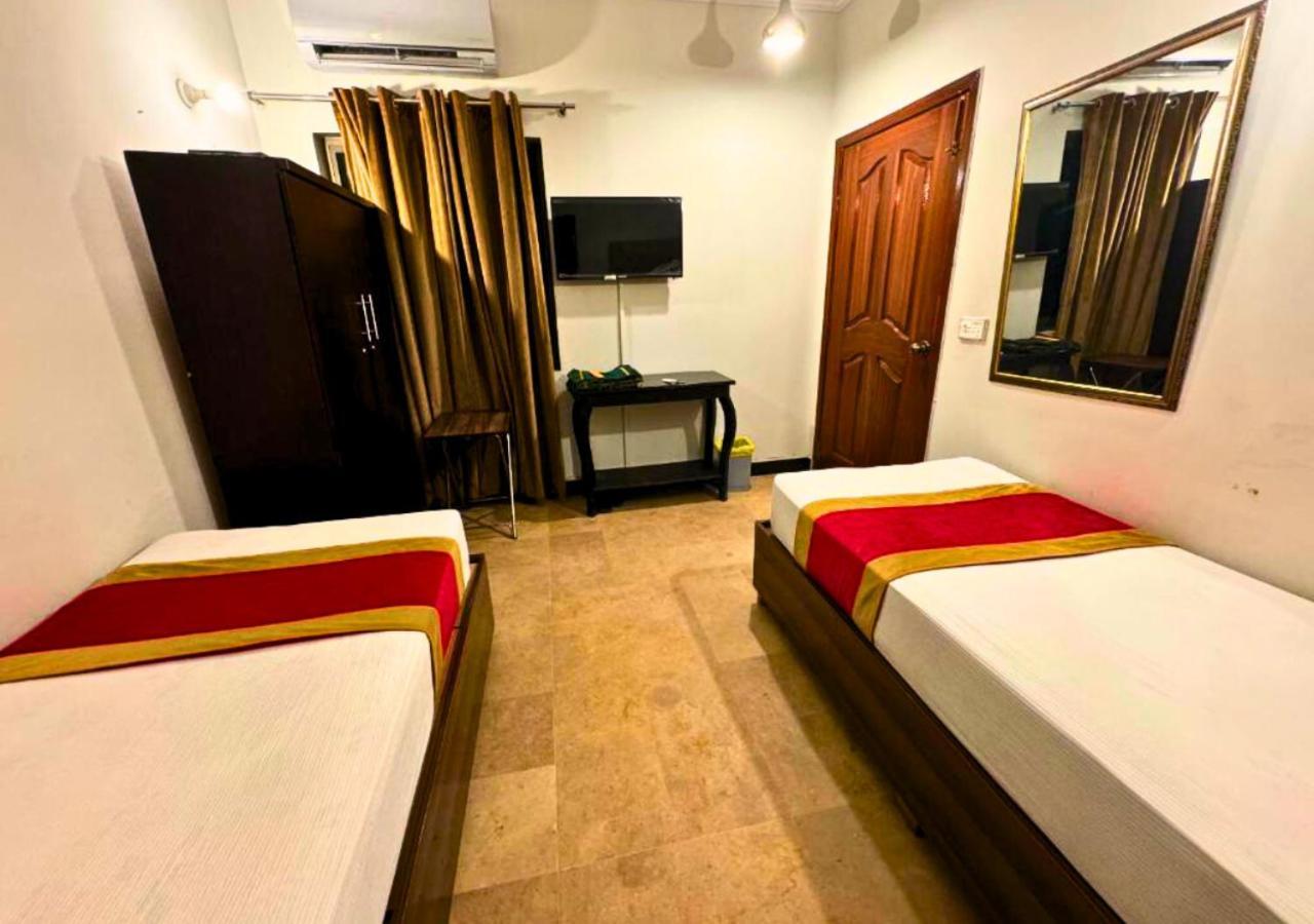 Doves Inn Hotel Kalma Chowk Lahore Exterior foto